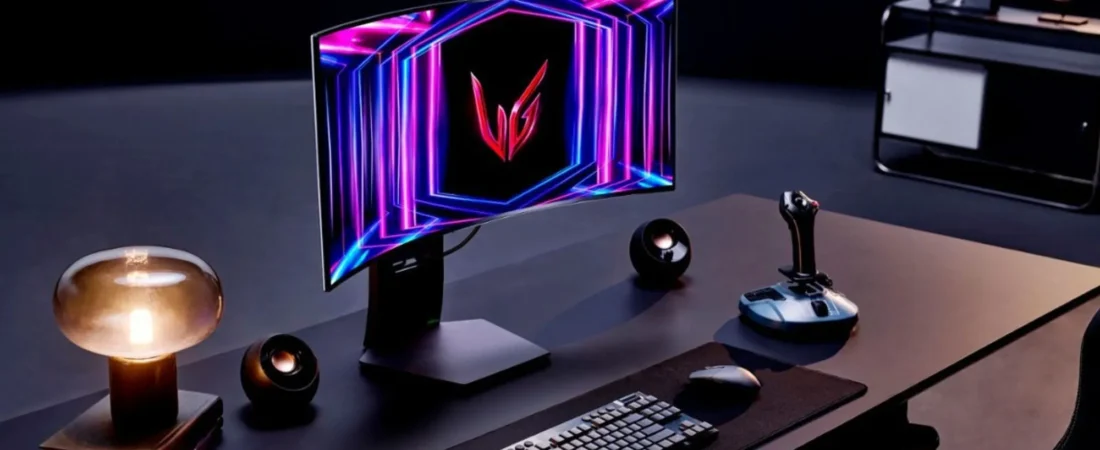 LG UltraGear 32GS60QC Review: A Curved Gaming Monitor That Packs a Punch 🎮🖥️