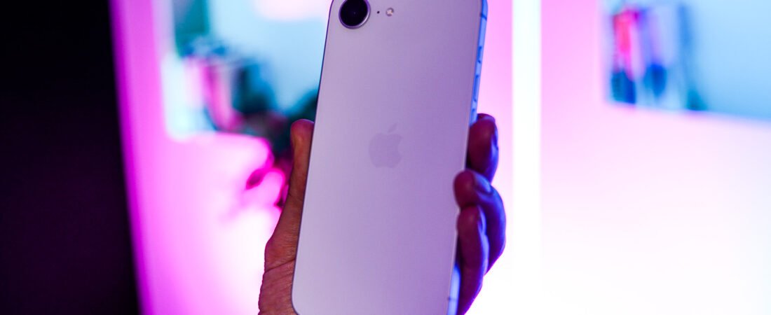 Apple iPhone 16e Review – Is It the Best Value iPhone in 2025? 📱🔥