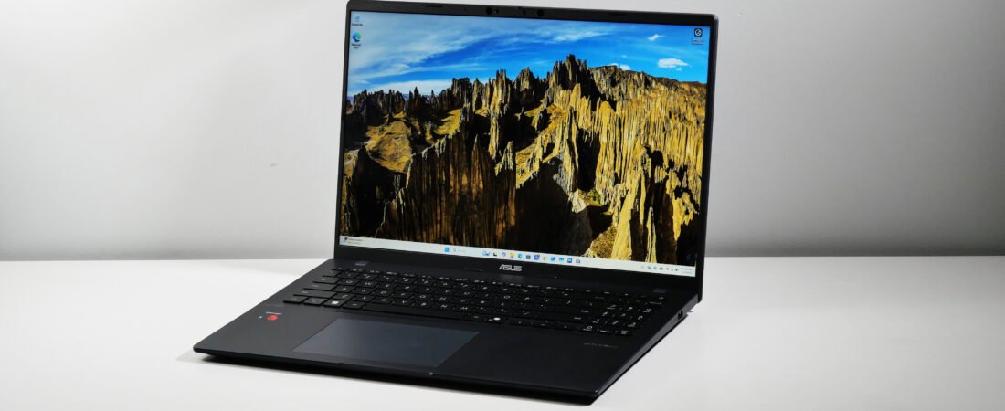 ASUS Vivobook 16 (X1607QA) Review: Snapdragon-Powered Beast for 2025! 💻🔥